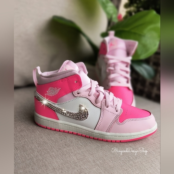 Girls Pink Nike Air Jordan Retro 1 Mid Little Kids Shoes With Clear Crystals - Picture 7 of 8